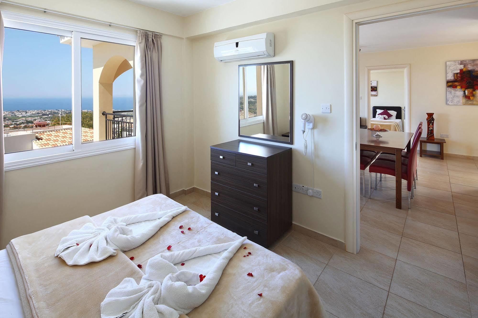 Aparthotel Club St. George (Adults Only) à Trimitusa Extérieur photo